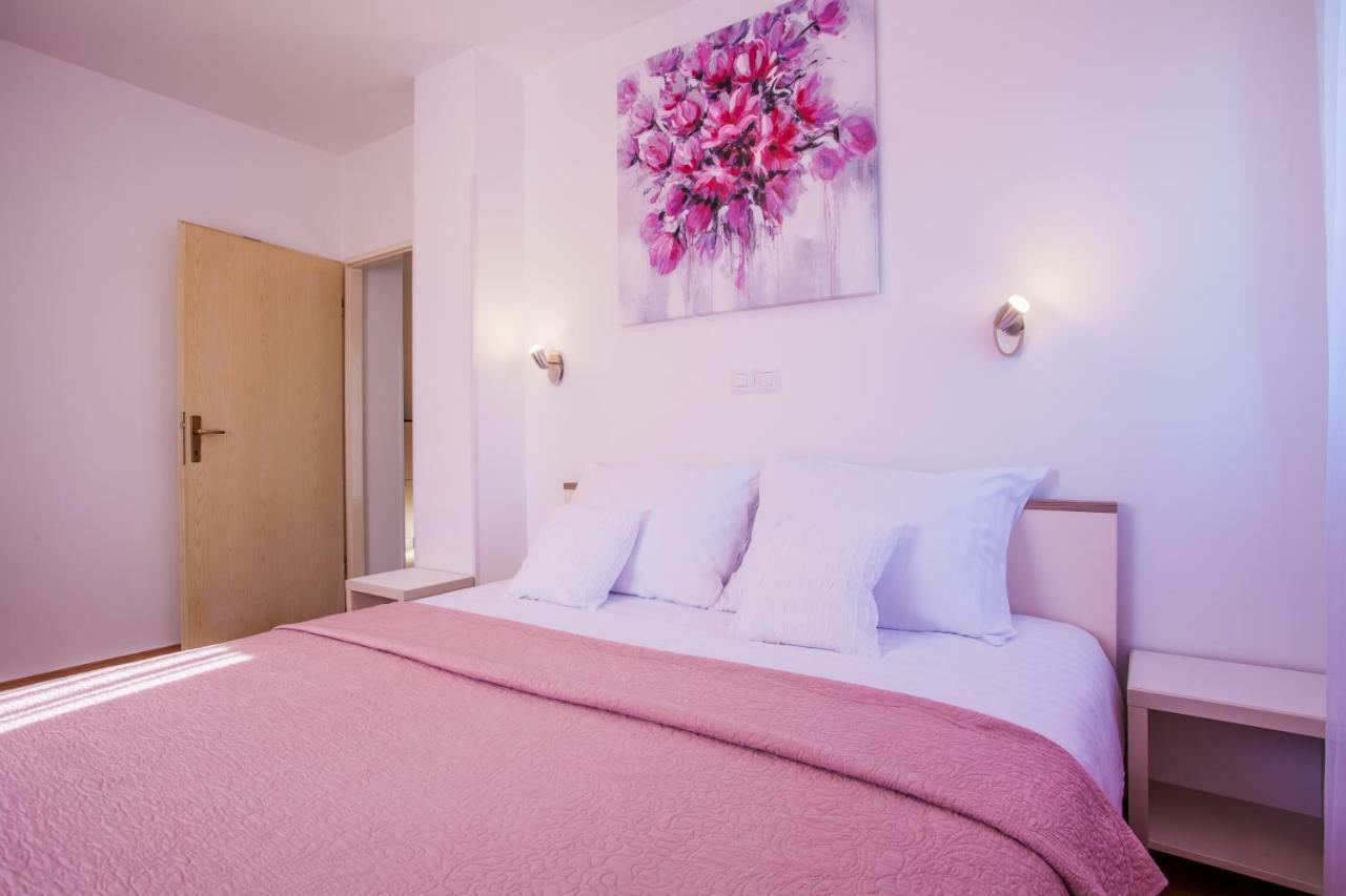 Apartman Madlen Cres Exterior foto